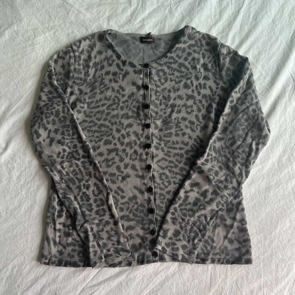 Danier Cardigan Grey Leopard Print Small